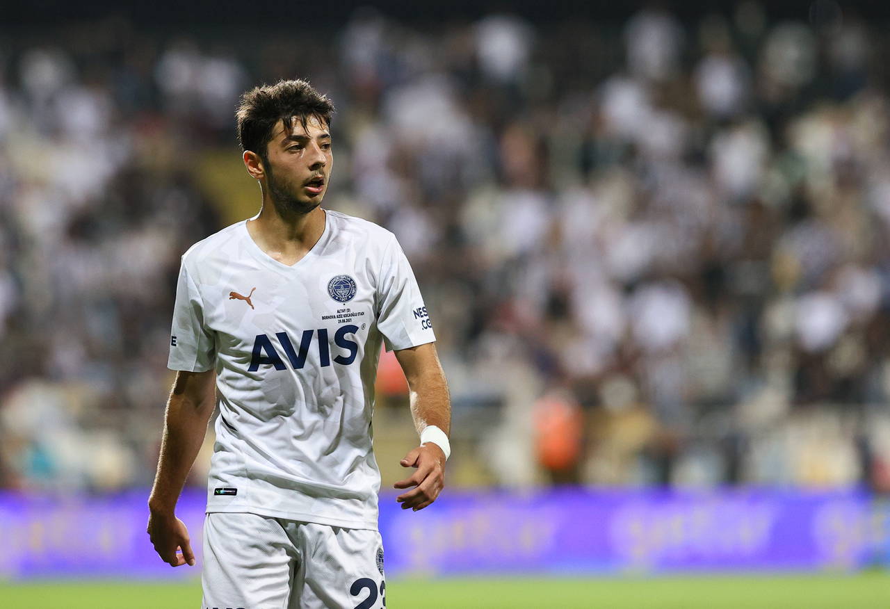 Mesut Özil'in Fenerbahçe'de mutsuz olduğu iddia edildi