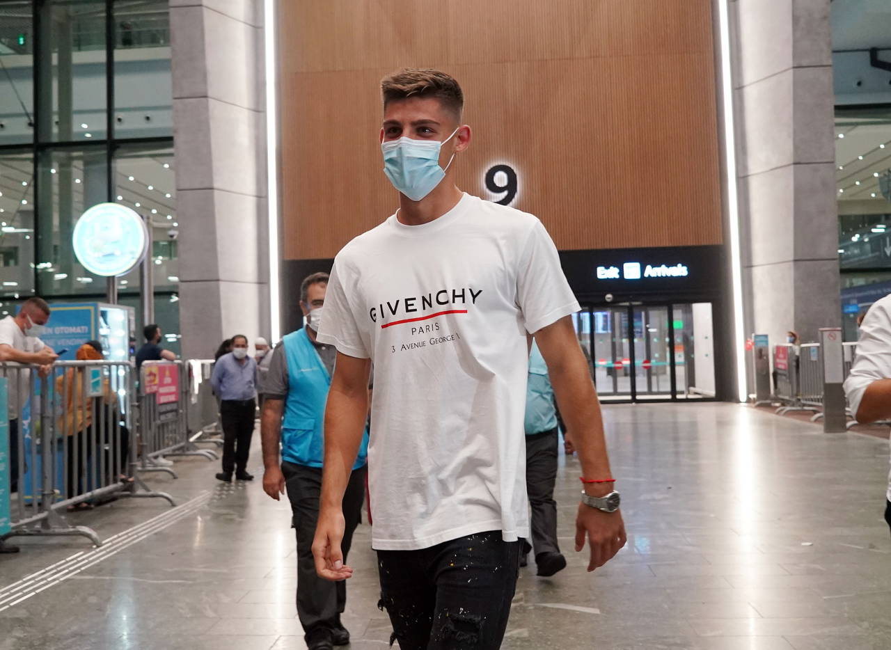 Beşiktaş'ın 2021-2022 sezonundaki yıldız transferleri