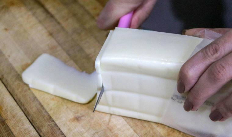 Kaşar peynirindeki hileye dikkat!