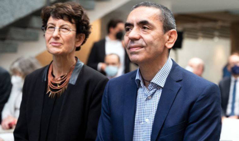 Şahin ve Türeci'nin resimlerinin Euro banknotların üzerine basılması önerildi