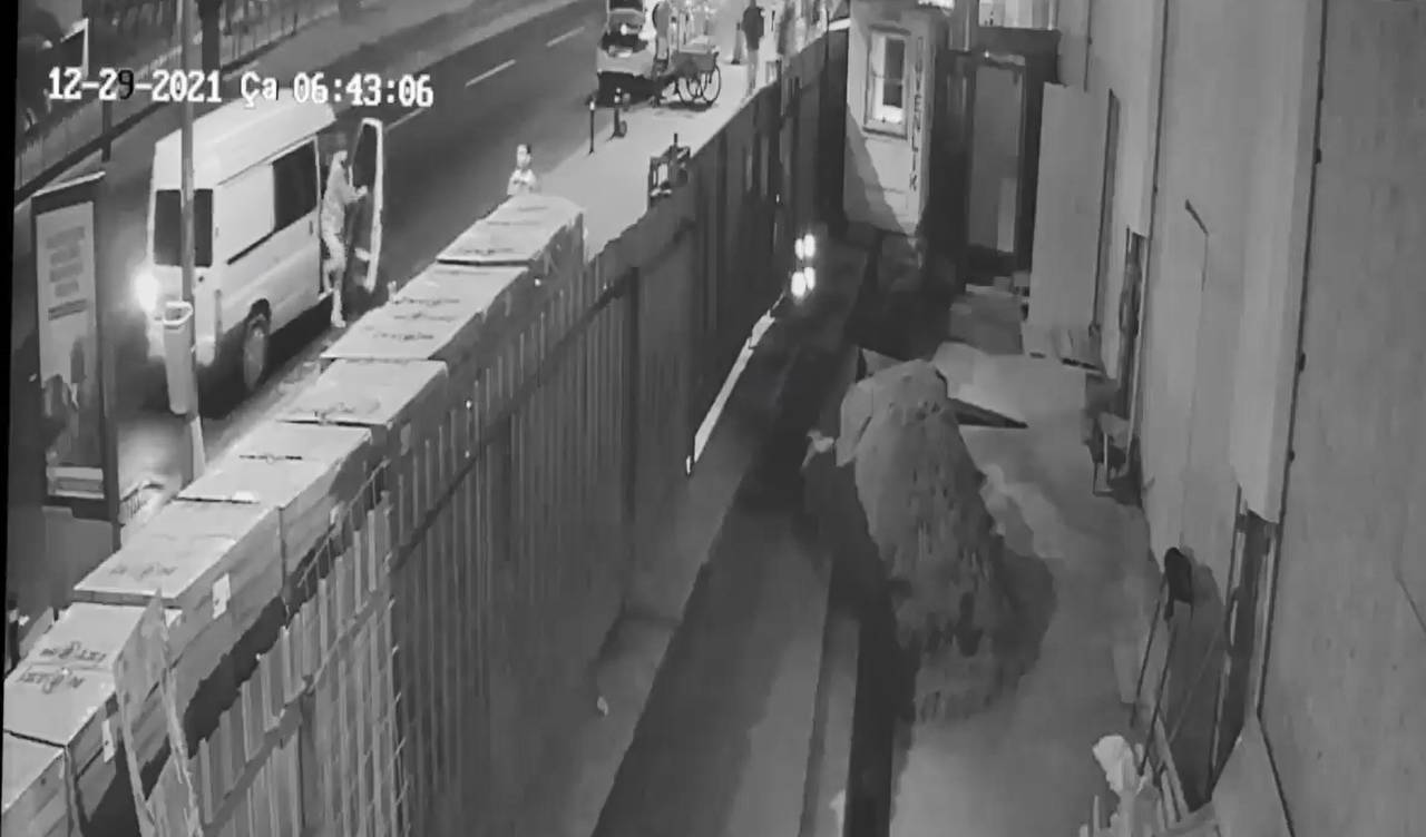 İstanbul'da 200 bin liralık musluk çaldılar