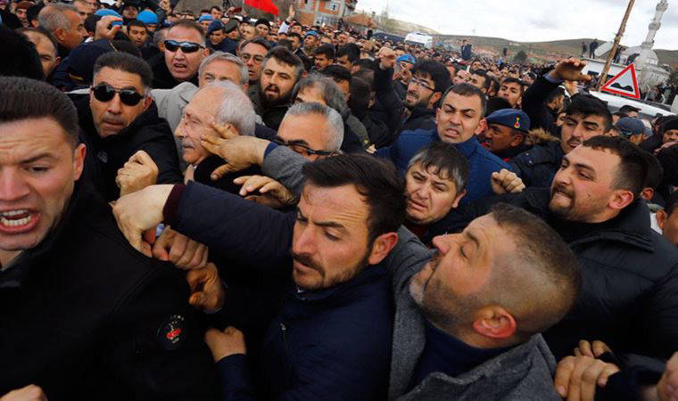 Kemal Kılıçdaroğlu'na saldıran Mehmet Arif Arslan'a okuldan davet