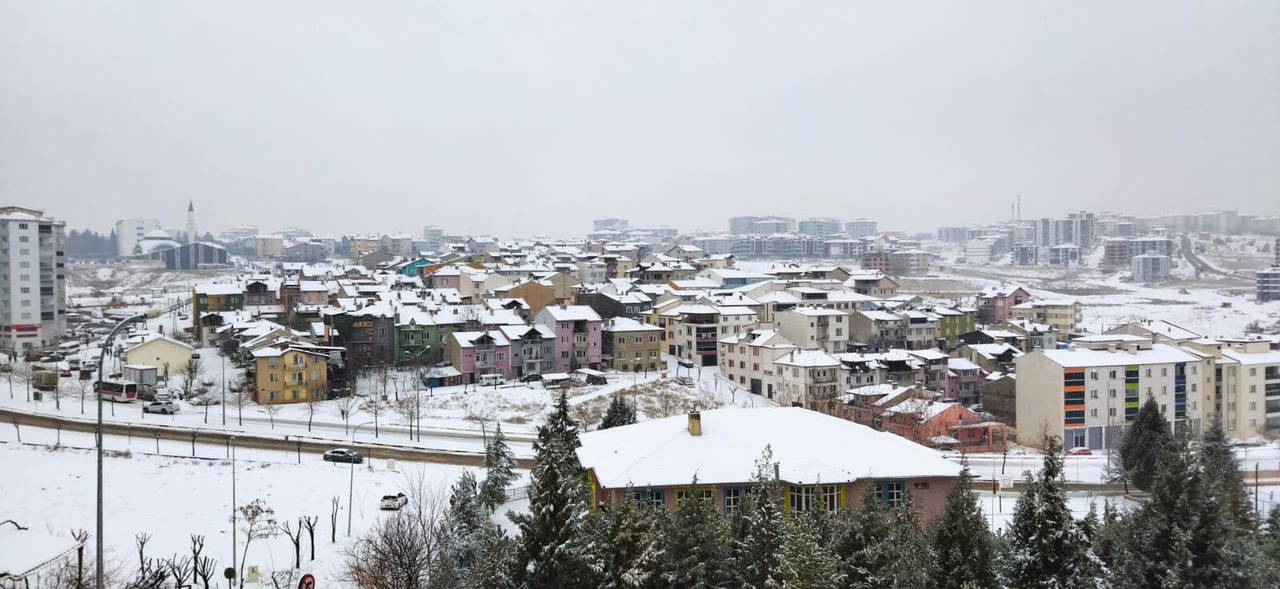 Uşak'ta okullara 'kar' tatili