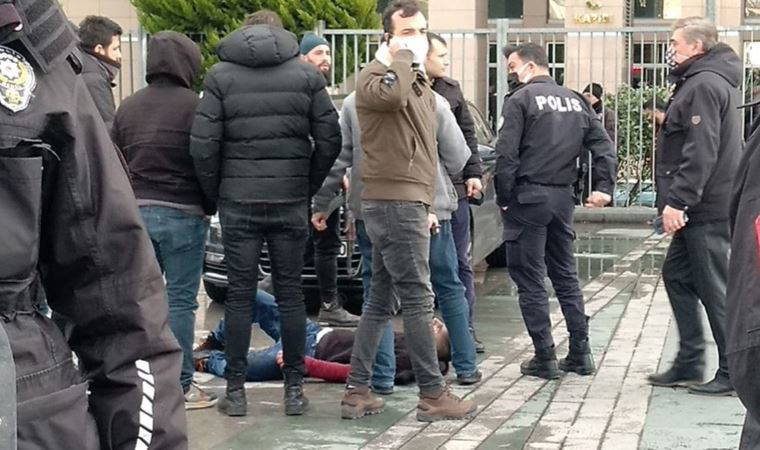 Son dakika | İstanbul'da adliye önünde polise bıçaklı saldırı