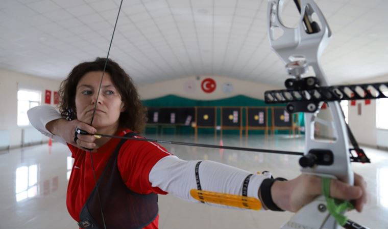 Milli okçu Assıya Yılmazer'in hedefi Avrupa şampiyonluğu