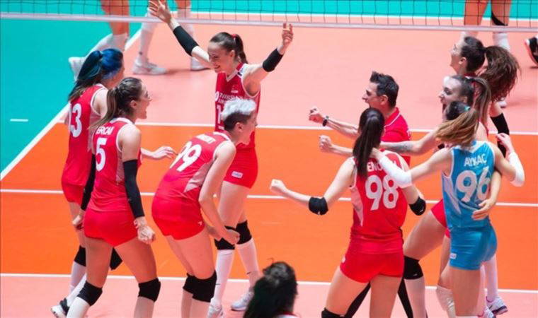 Voleybolda hedef 2024 Paris Olimpiyatları'na kadın ve erkek takımlarıyla gitmek