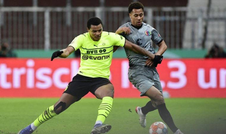 Almanya Kupası’nda Borussia Dortmund’u yenen St. Pauli çeyrek finale çıktı