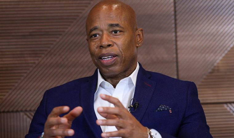 New York Belediye Başkanı manav ziyaretine çıktı: Meyvesini Türk esnaftan aldı