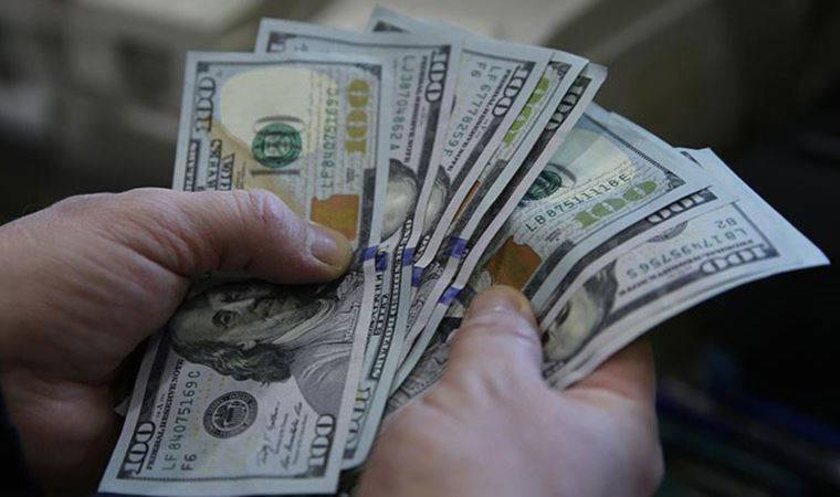Dolarda gözler yarına çevrildi