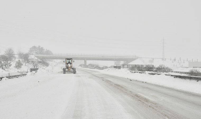 Karayolları Genel Müdürlüğü paylaştı: İşte kapanan yollar!