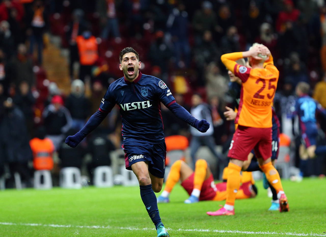 Derbide gülen taraf Trabzonspor! | Galatasaray 1-2 Trabzonspor