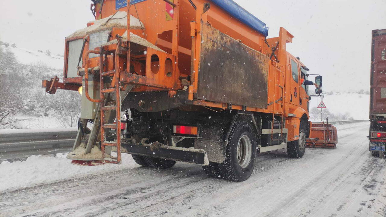 Türkiye genelinde birçok yol ulaşıma kapandı: İşte son durum