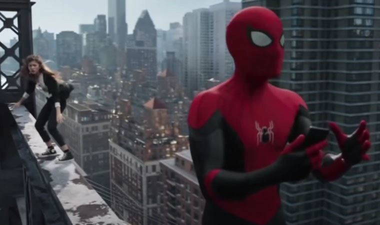 'Örümcek Adam: Eve Dönüş Yok' tüm zamanların gişe rekoruna koşuyor