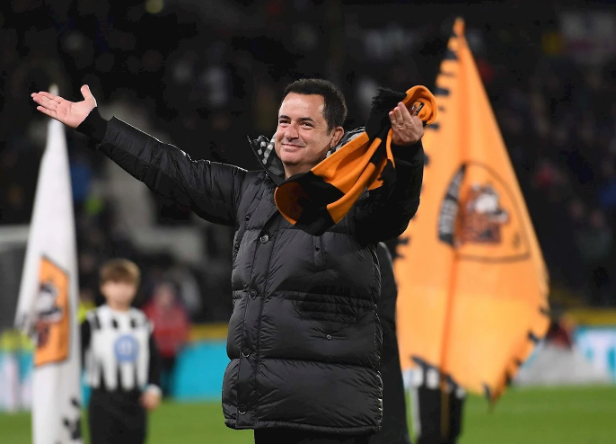 Acun Ilıcalı'nın kulübü Hull City, Galatasaraylı Ryan Babel'i istiyor