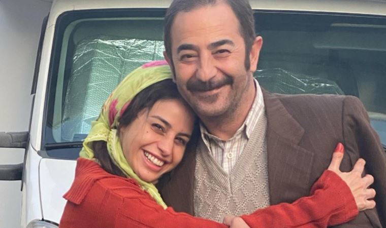 Büşra Pekin, Ayberk Perkcan'ın ölümü ile sarsıldı: 'Gözyaşlarımı tutamıyorum'