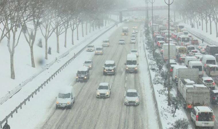 Yoğun kar yağışı sonrası İstanbul'da son durum