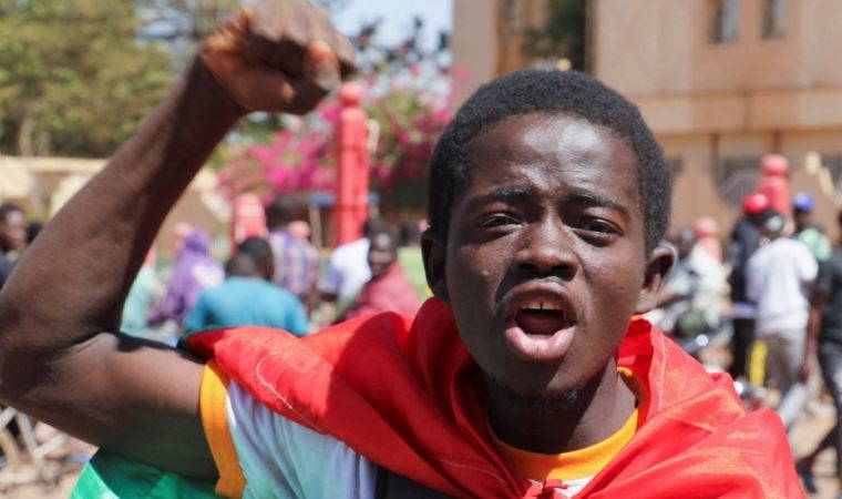 Burkina Faso'da darbe: Askerler neden Cumhurbaşkanı Kabore'yi devirdi?