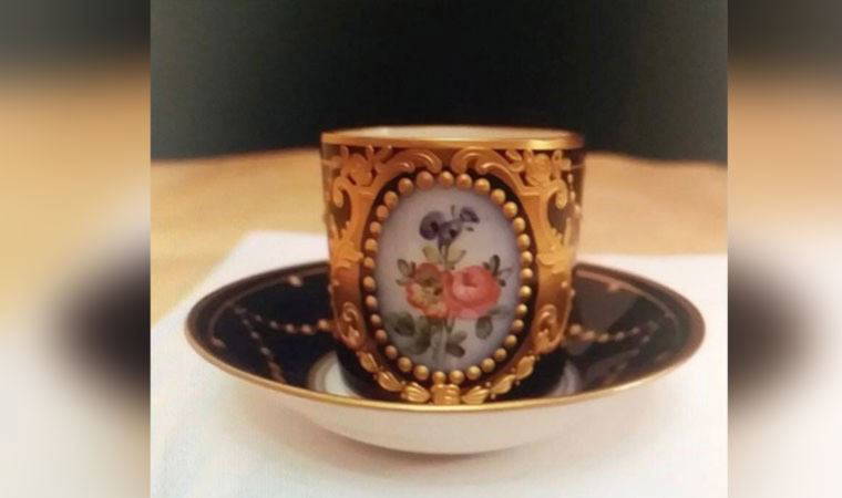 Atatürk’ün kullandığı fincan altlığı kayıp mı?