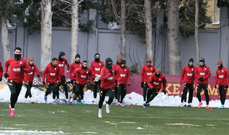 Son Dakika | Galatasaray'da DeAndre Yedlin ile yollar ayrıldı