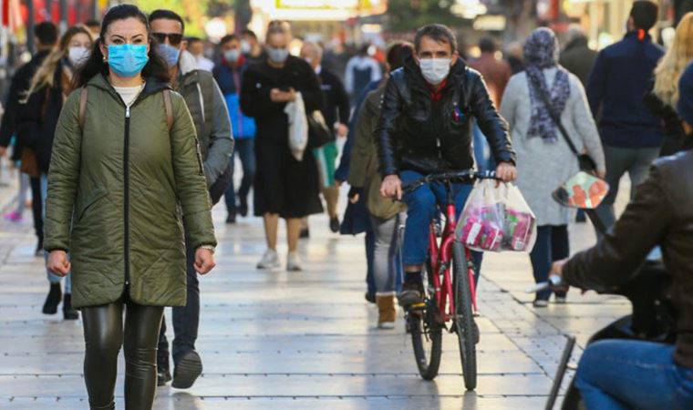 Bilim Kurulu Üyesi Özlü: Tatillerde Anadolu’ya virüs taşınıyor