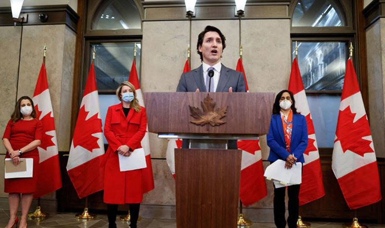 Ukrayna krizi büyüyor: Kanada ülkedeki askerlerinin görev süresini 3 yıl uzattı