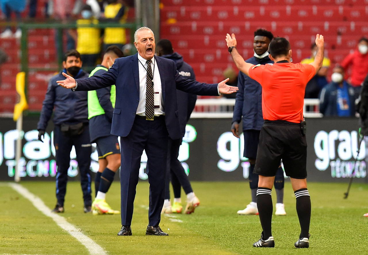 Ekvador-Brezilya maçı geceye damga vurdu! Kırmızı ve penaltı 2 kez iptal…