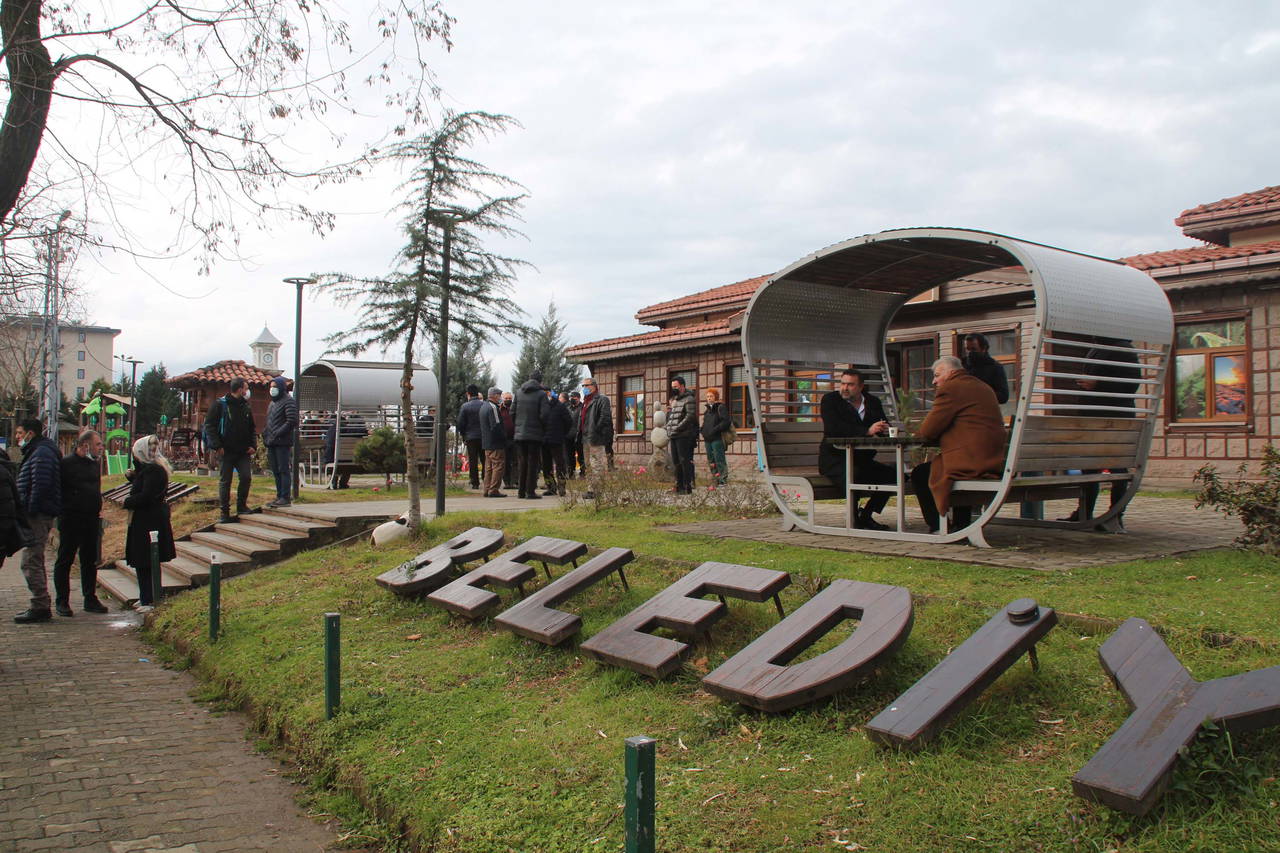 Ece Erken'in büyük acısı: 'Keşke ben ölseydim'