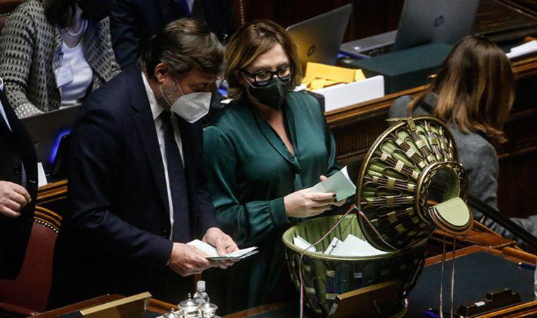 İtalya'da cumhurbaşkanlığı seçimlerinin 6’ncı turunda da sonuç çıkmadı