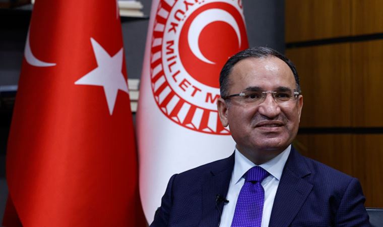 Adalet Bakanı Bekir Bozdağ kimdir?