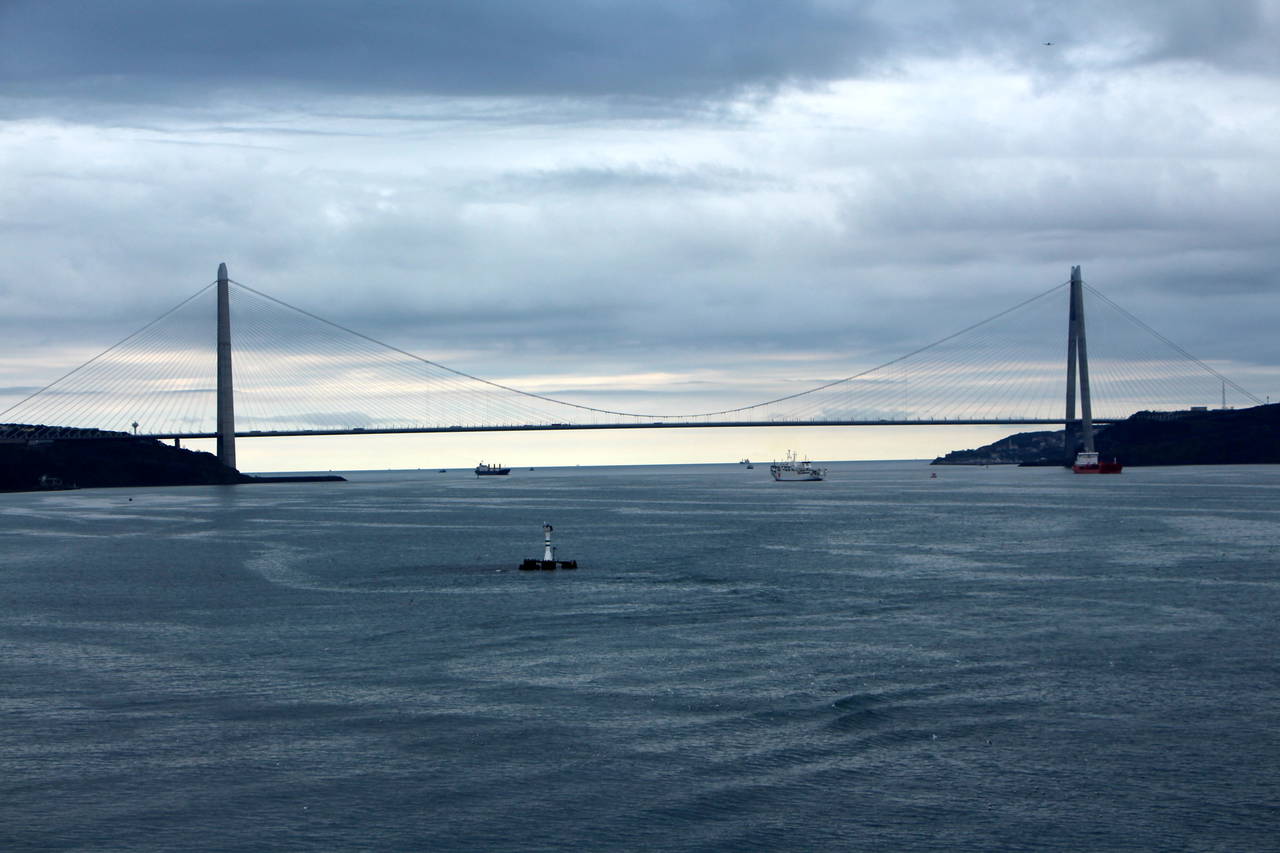 İstanbul Boğazı'nın derinliklerinde 'internet' bakımı