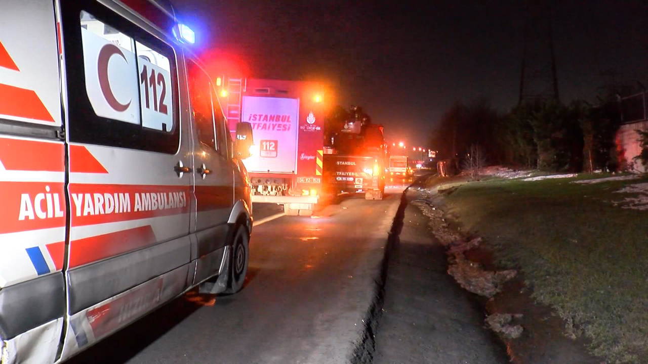 Esenler'de 7 araç birbirine girdi: 4 yaralı