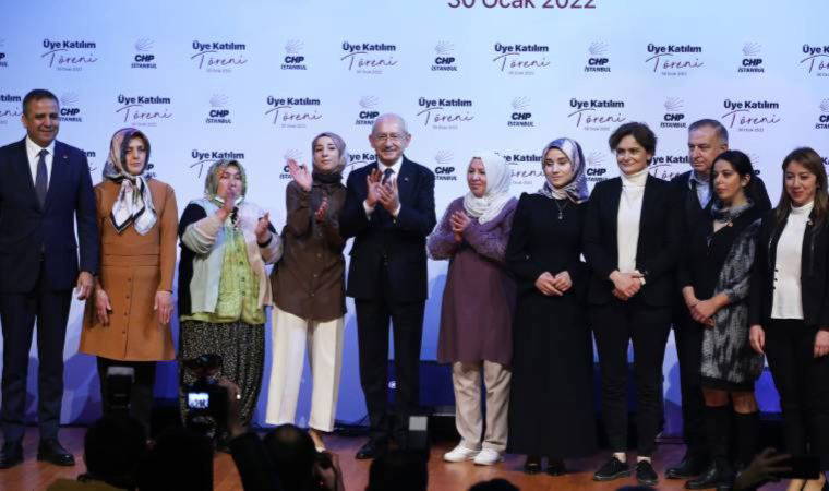 Canan Kaftancıoğlu: Ne mutlu ki geçmişte belirli siyasi partilerin kalesi denilen Esenler’de...