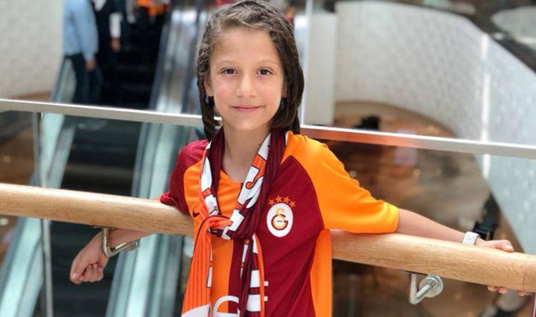 Oğuz Arda Sel'in annesi Mısra Öz'den 'Gomis' paylaşımı