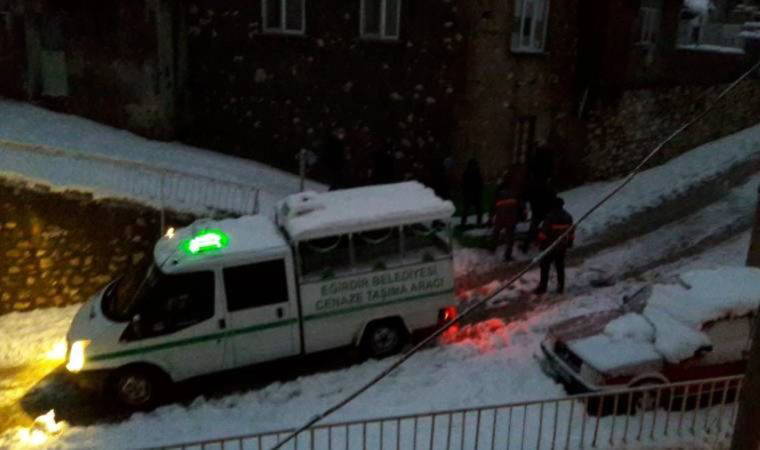 Isparta'da 75 yaşındaki yurttaş evinde ölü bulundu!