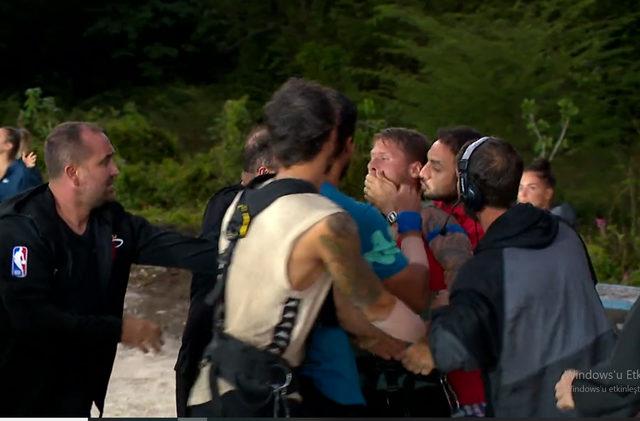 Acun Ilıcalı'nın 'Televizyonlarda gösteremeyiz' dediği kavganın görüntüleri ortaya çıktı: 'Yakarım Survivor'ı'