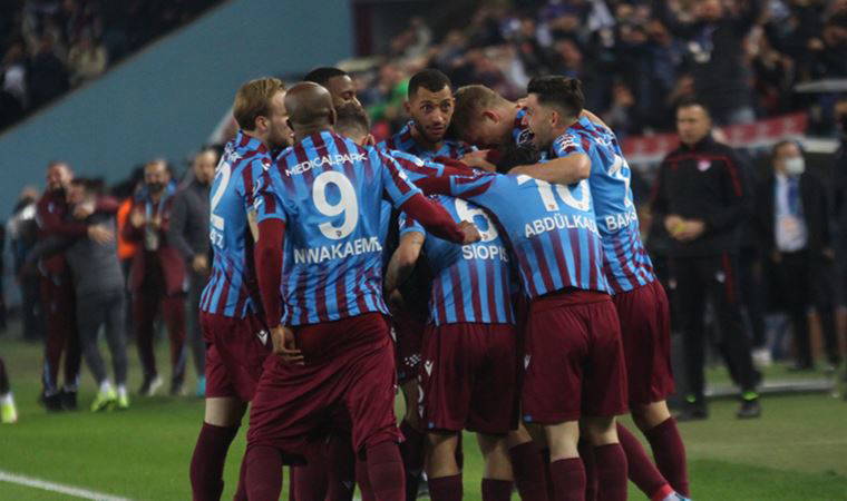 Lider Trabzonspor, hata yapmadı! |  Trabzonspor 2-1 Konyaspor