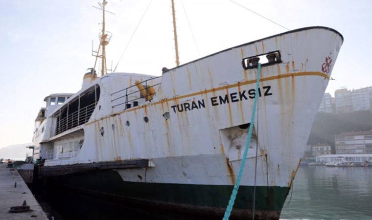 Turan Emeksiz vapuru Mudanya'dan İstanbul'a uğurlandı