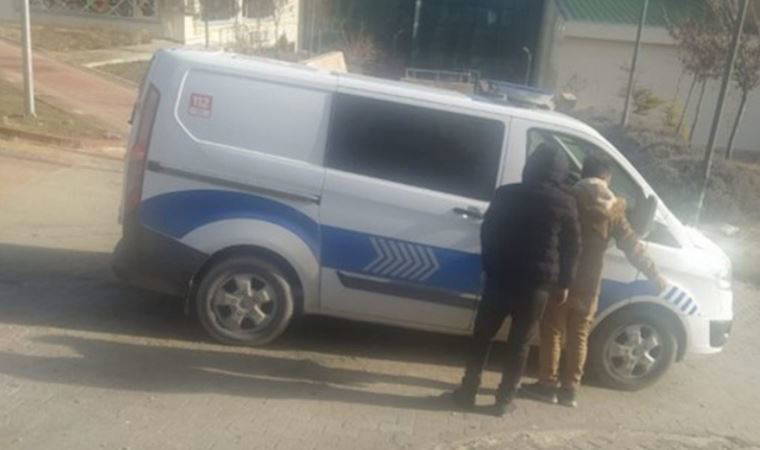 Mehmet Akif Ersoy Üniversitesi şantiyesinde grev: İşçiler hakkını istiyor, patron polis yolluyor