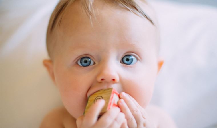 Bebeklerde 'katılma' nedir? İlk yardım nasıl olmalı?