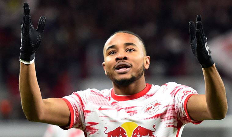 Premier Lig devleri Nkunku'nun peşinde