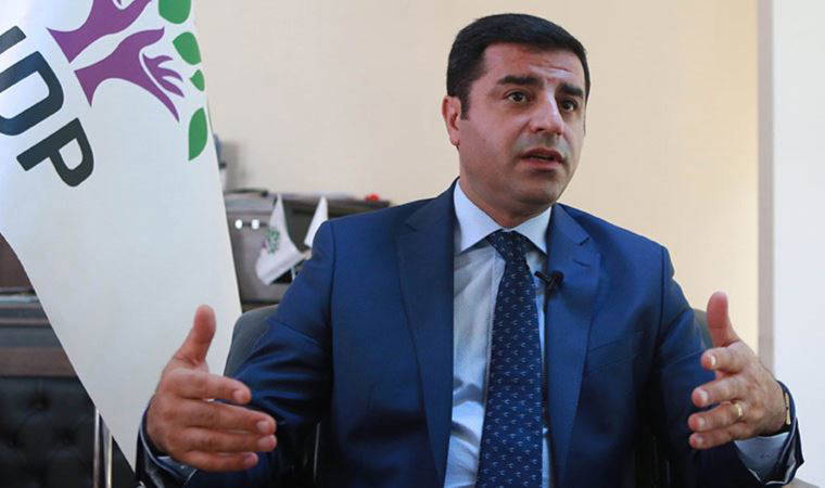 Selahattin Demirtaş Millet İttifakı'na seslendi: Masanın altına üstüne odaklanmak yerine...