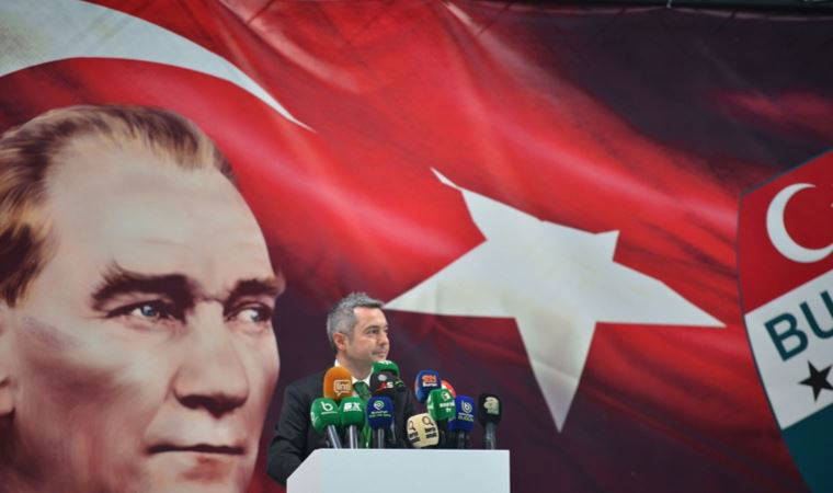 Bursaspor Olağanüstü Kongre'de 30. başkanını seçti