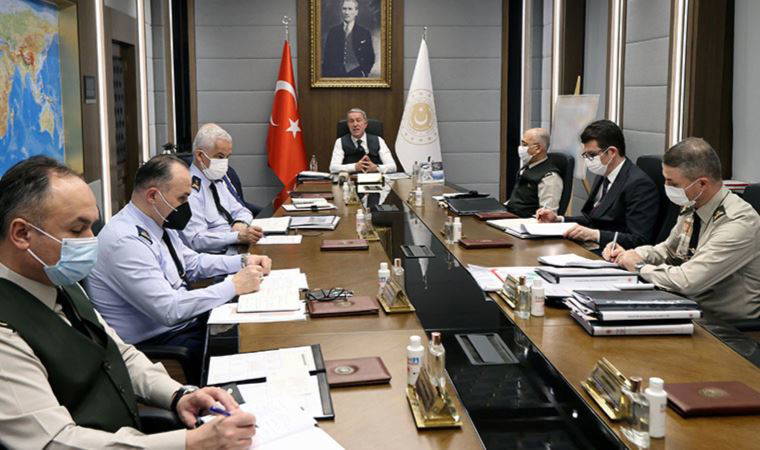 Bakan Hulusi Akar'dan komutanlarla toplantı (28 Şubat 2022)