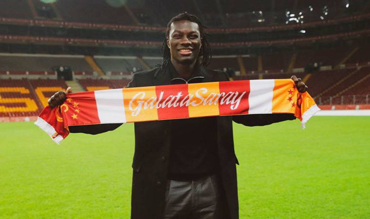 Bafetimbi Gomis: Galatasaray'ın küme düşmesi gibi bir durum olamaz