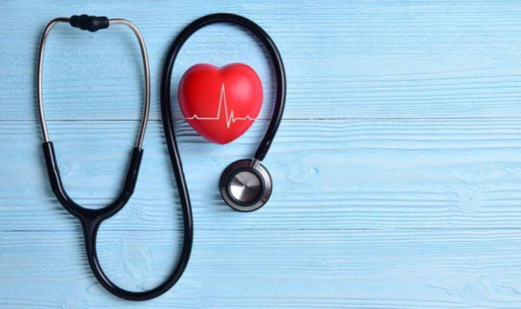 Sosyal izolasyon, menopoz sonrası kadınlarda kalp damar rahatsızlığı riskini artırıyor