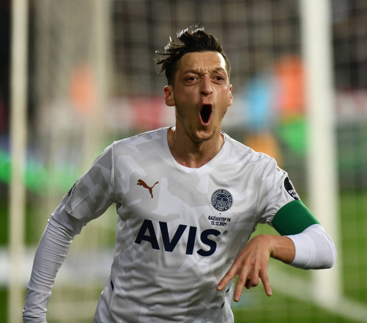 Endonezya'dan Cilegon'un Mesut Özil'e talip olduğu iddia edildi