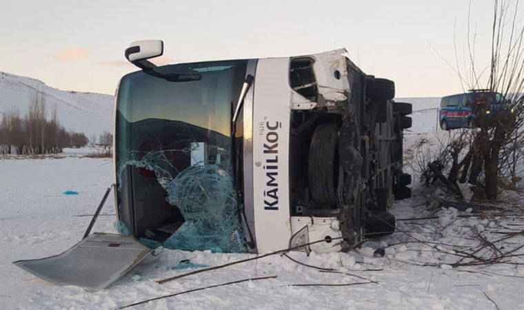Sivas’ta otobüs kazası: 11 yaralı