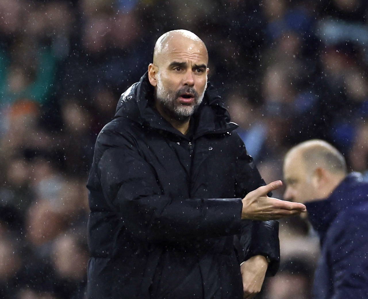 Gece yarısı dışarı çıkan Manchester City'nin yıldızlarına Guardiola'dan sitem: 