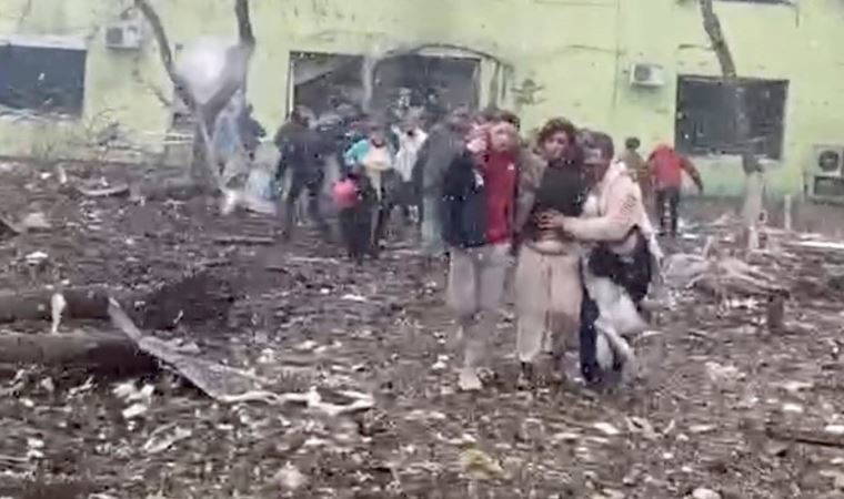 Mariupol'daki çocuk hastanesi saldırısı için Zelenskiy 