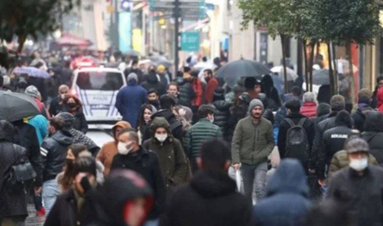 Bilim Kurulu Üyesi Yavuz'dan tedbirlerin gevşetilmesine tepki: Pandemi bitmedi